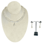 Juego de collar y aretes de corte clásico, aleación de metales, perlas blancas acrílicas y cristales. - Image 2