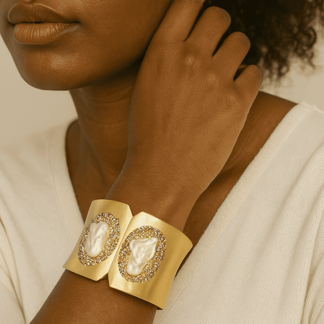 PI-5000 Majestuosa pulsera de cobre con baño de oro 18k. y perla cultivada. - Image 1